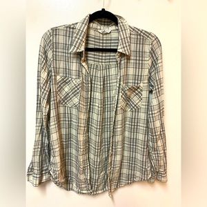 ‼️LUCKY plaid button down‼️